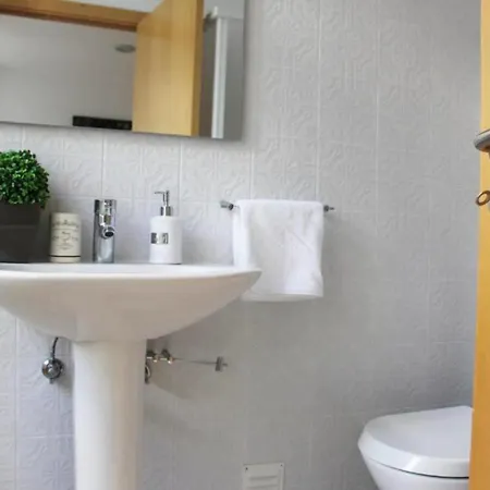 Sunday Lovers - Fb - 54 Apartament