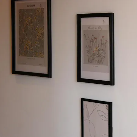 Sunday Lovers - Fb - 54 Apartament Coimbra