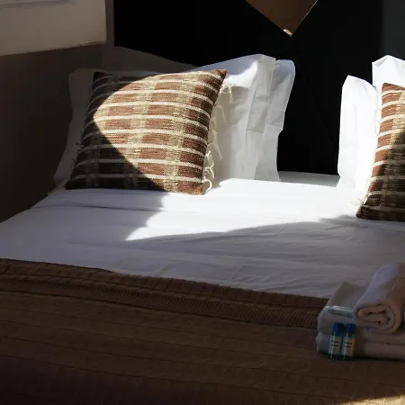 Sunday Lovers - Fb - 54 Apartament