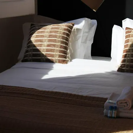 Sunday Lovers - Fb - 54 Apartament